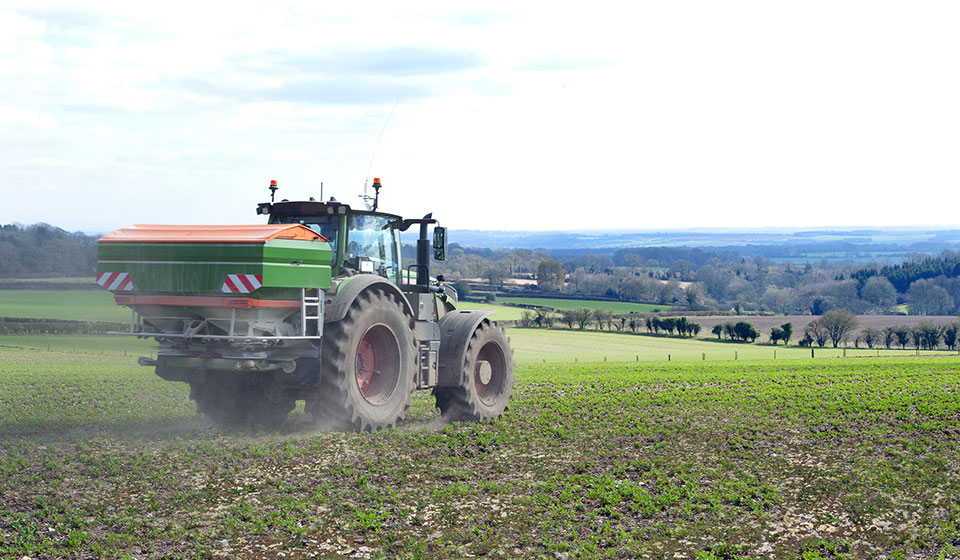 Abrasione rapida del pneumatico agricolo su terreni pietrosi