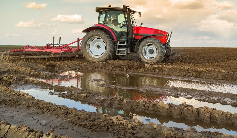 Qual è il pneumatico agricolo migliore per i terreni argillosi
